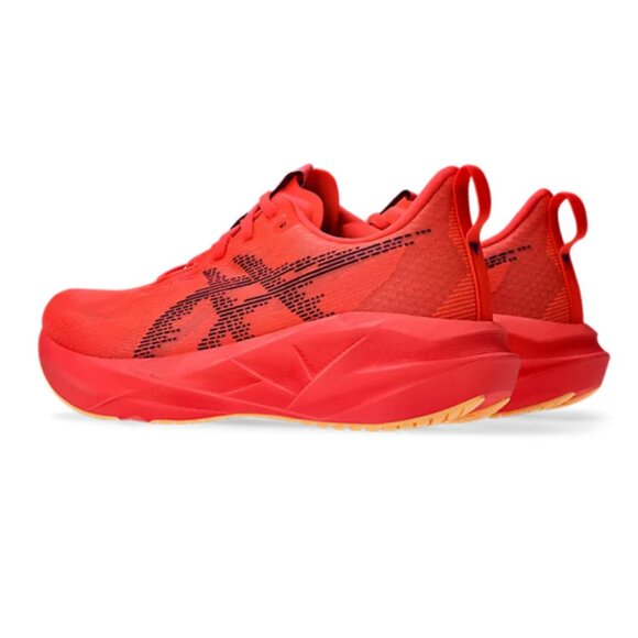 🇨🇦 ASICS Women's Novablast 5 Sneaker - Picture 3 of 9